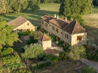  Maison � vendre 8 pi�ces 320 m�