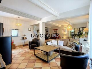  Maison à vendre 5 pièces 234 m²