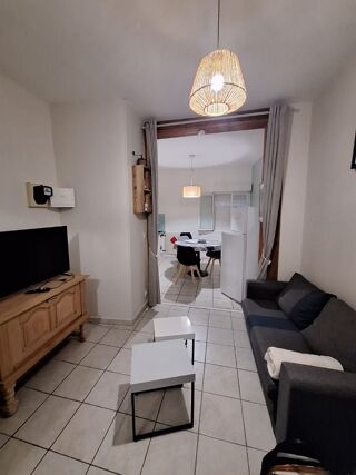  Appartement à louer 2 pièces 40 m²
