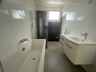  Villa � vendre 7 pi�ces 250 m�