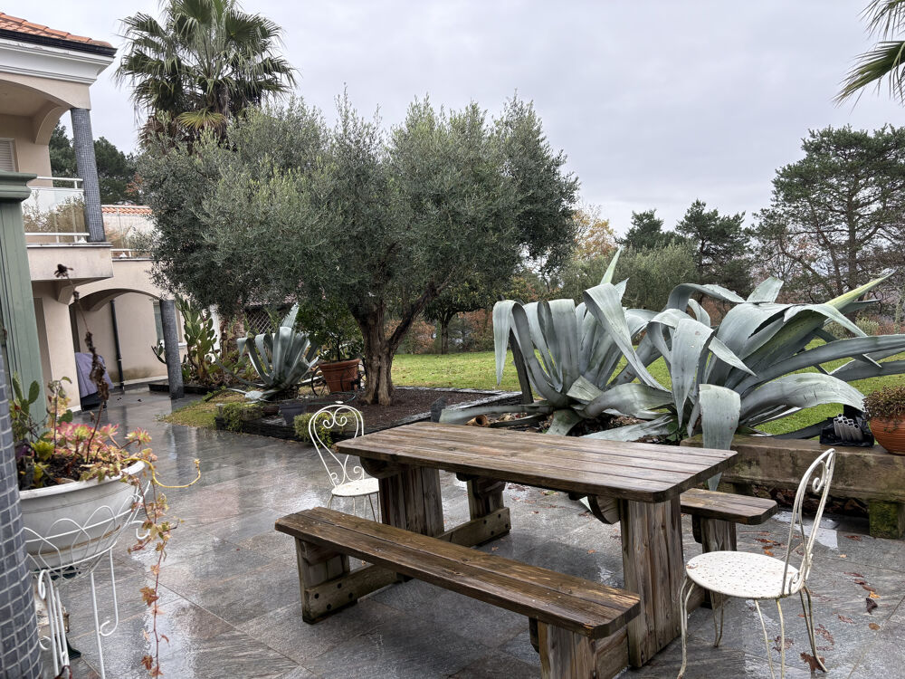 � vendre  Villa Ussac (19270)