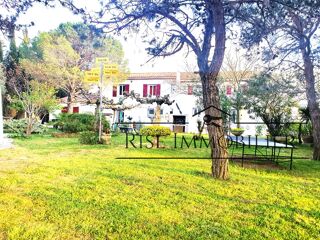  Maison  vendre 15 + pices 380 m Marseillette
