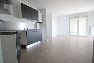  Appartement à louer 3 pièces 62 m²