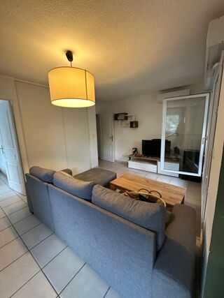  Appartement à louer 2 pièces 40 m²