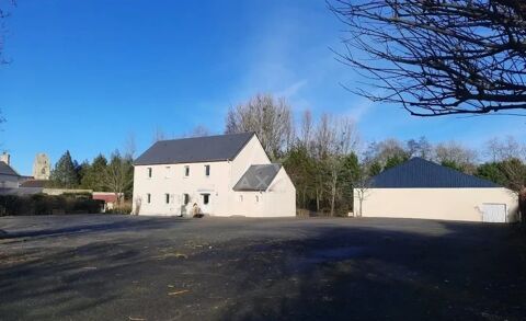 Ensemble immobilier collectif 749000 14480 Creully