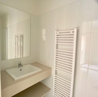  Appartement à louer 2 pièces 40 m²