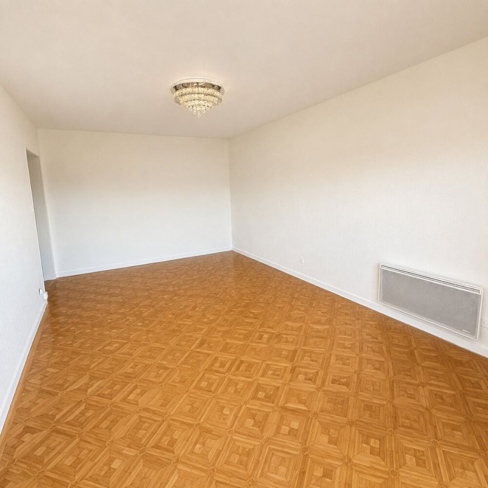 Appartement 4 pièces 84 m² · à Annemasse · 84 m² · 210 000 €