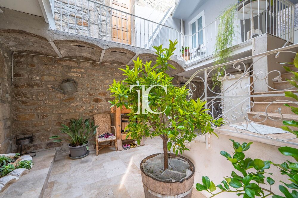 � vendre  Maison Lablach�re (07230)