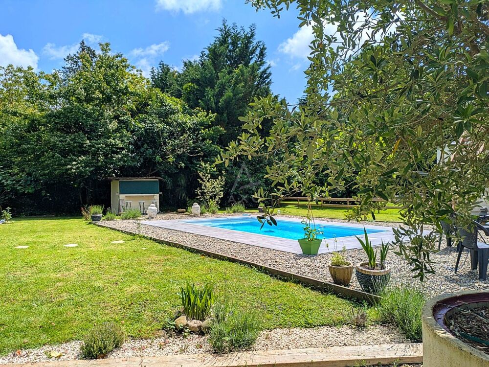 � vendre  Villa Salies-de-B�arn (64270)