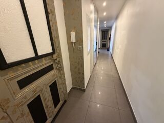  Appartement à louer 3 pièces 73 m² Sete