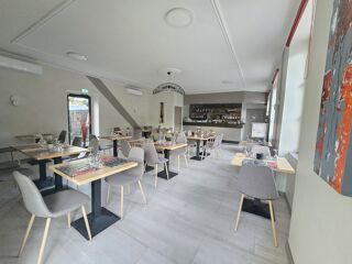  Immeuble � vendre 323 m�