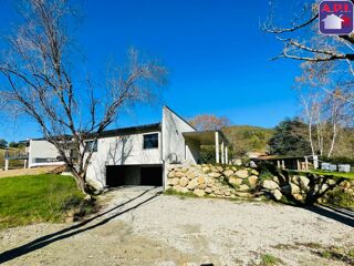  Villa � vendre 4 pi�ces 180 m�