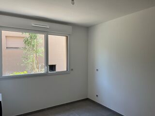  Appartement à louer 3 pièces 63 m²