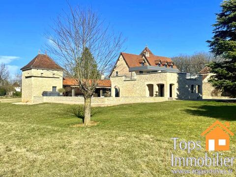   Maison Villa - 10 pi�ce(s) - 249 m�