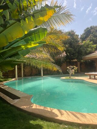  Maison � vendre 4 pi�ces 200 m� Ngaparou