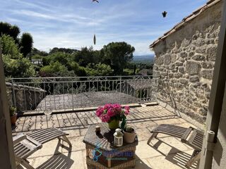  Villa  vendre 7 pices 174 m