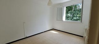  Appartement à louer 3 pièces 66 m²