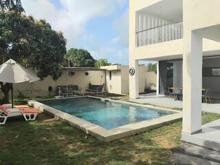  Maison � vendre 5 pi�ces 180 m� Ngaparou