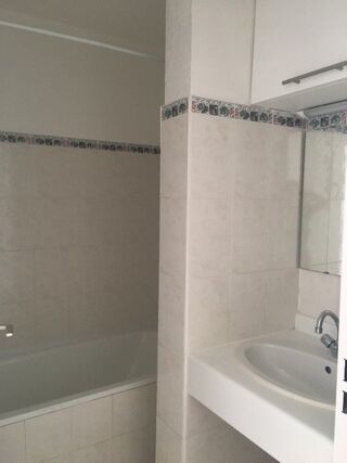  Appartement à louer 2 pièces 47 m²