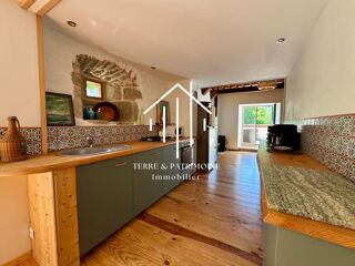  Maison  vendre 7 pices 240 m
