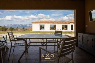  Villa � vendre 8 pi�ces 220 m�