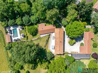  Villa � vendre 15 + pi�ces 514 m�