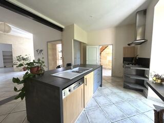  Maison � vendre 8 pi�ces 213 m�