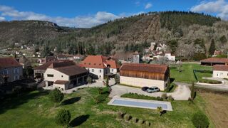  Maison � vendre 14 pi�ces 394 m�