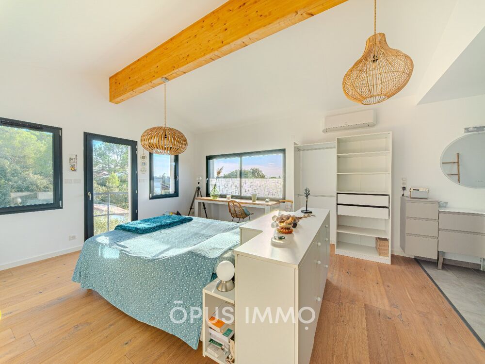 � vendre  Villa Sommi�res (30250)