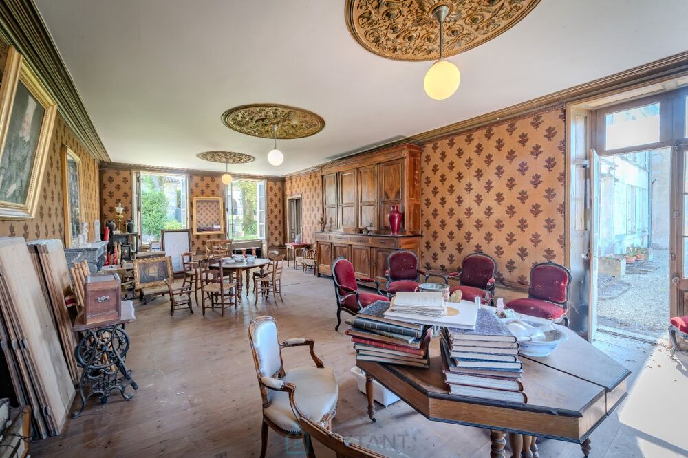 à vendre  Villa Segonzac (16130)