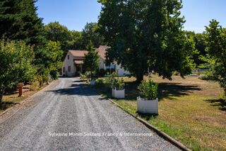  Villa � vendre 6 pi�ces 220 m�