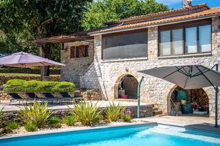  Villa à vendre 7 pièces 166 m²