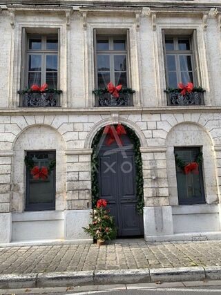  Maison � vendre 8 pi�ces 386 m�