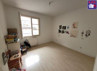  Appartement à louer 3 pièces 56 m²