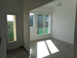  Appartement à louer 2 pièces 47 m²