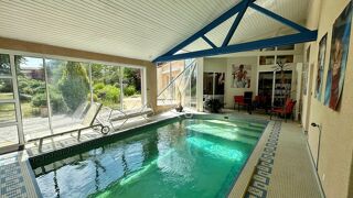  Maison  vendre 7 pices 232 m