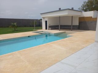  Villa � vendre 4 pi�ces 210 m� Ngaparou