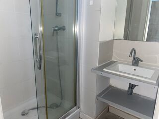  Appartement à louer 4 pièces 97 m²