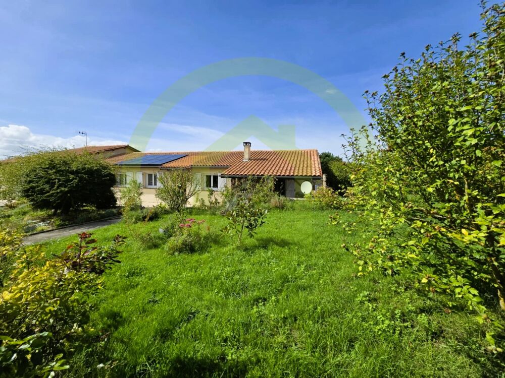 Maison 6 pièces 148 m² · à Saint Bonnet sur Gironde · 148 m² · 229 000 €