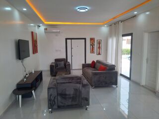  Maison � vendre 4 pi�ces 194 m� Saly