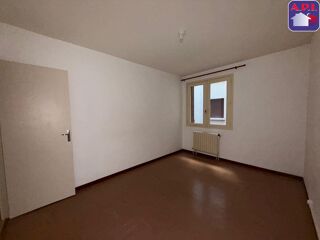  Appartement à louer 3 pièces 90 m²