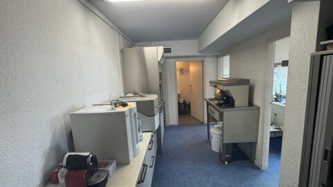   Bureau 