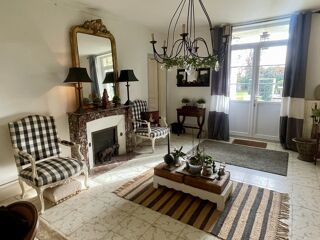  Villa  vendre 7 pices 247 m