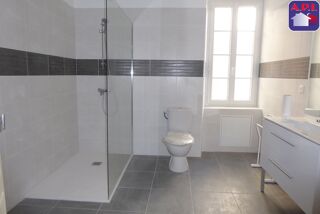  Appartement à louer 3 pièces 90 m²