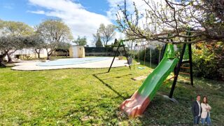  Villa � vendre 9 pi�ces 240 m�