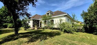  Villa  vendre 6 pices 171 m