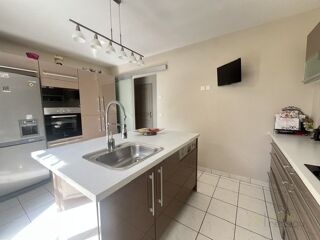  Maison à vendre 8 pièces 135 m²