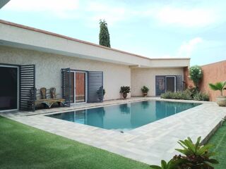  Maison � vendre 5 pi�ces 180 m� Nguerigne