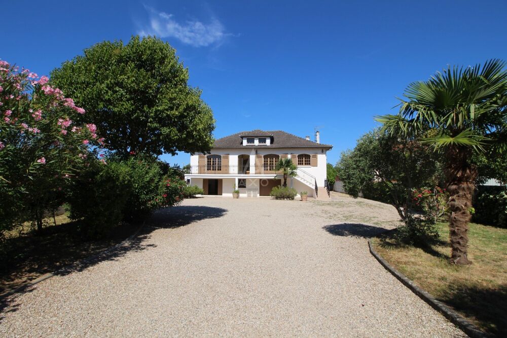 Vente Maison Maison et dépendances Castelsarrasin
