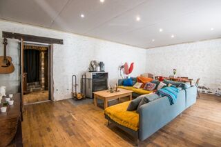  Maison  vendre 12 pices 425 m